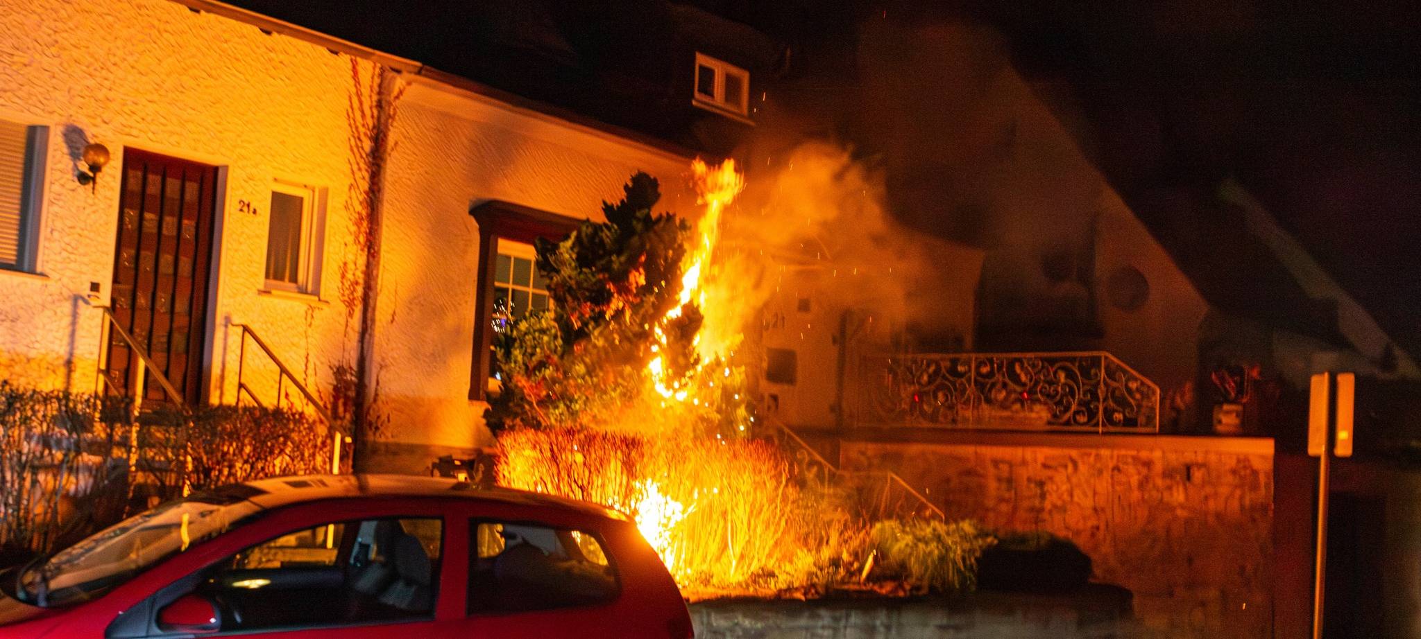 Die weitere Silvesternacht war überwiegend geprägt von Kleinbränden.