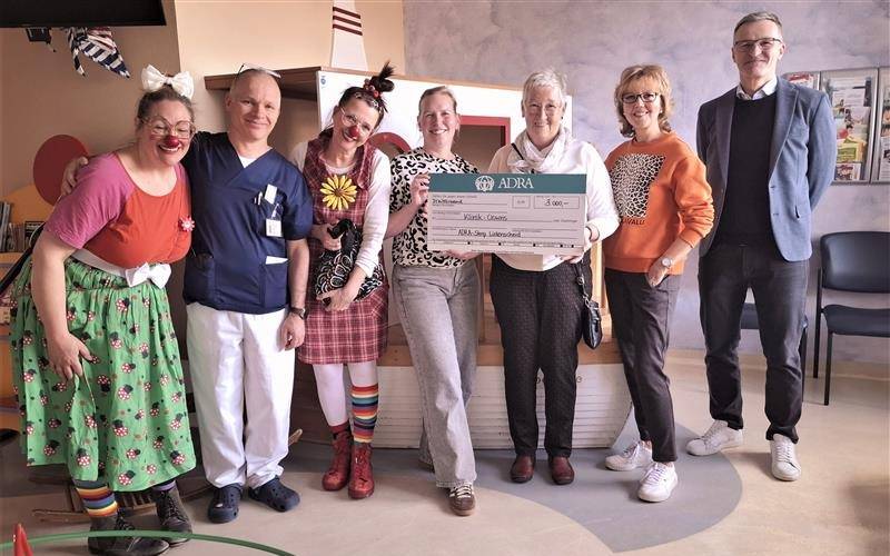Spende für Klinikclowns Lüdenscheid