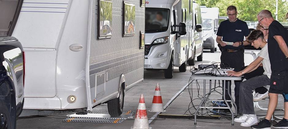 78 Fahrzeuge bei Kontrolle in Hemer