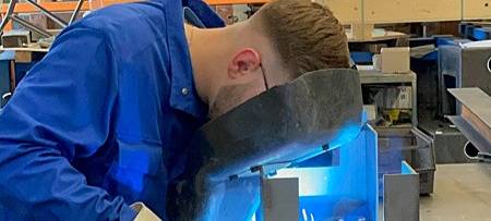 Mehr Azubis starten im Handwerk Südwestfalen